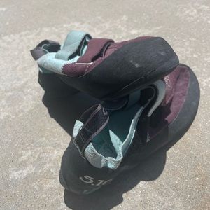 Rouge 5.10 Rock Climbing shoes!!